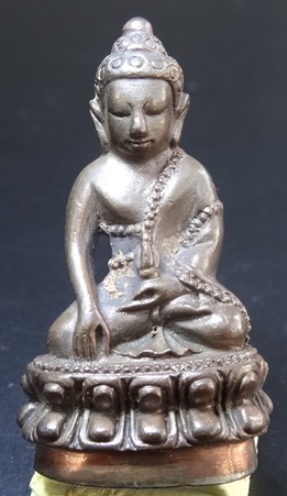 พระกริ่งปวเรศชินบัญชร วัดบวรนิเวศวิหาร รุ่นพุทธปวเรศ เนื้อนวะก้นเงิน 2554 No.209