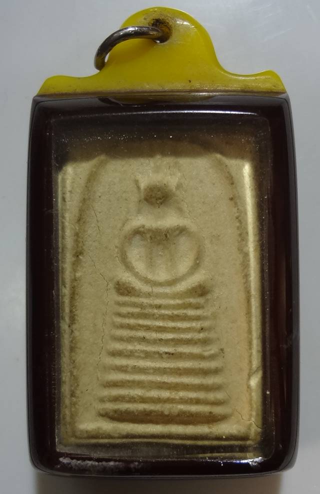  พระสมเด็จเกศไชโย รุ่นสร้างเขื่อน พิมพ์ 9 ชั้น ๒๔๙๕ ครับ