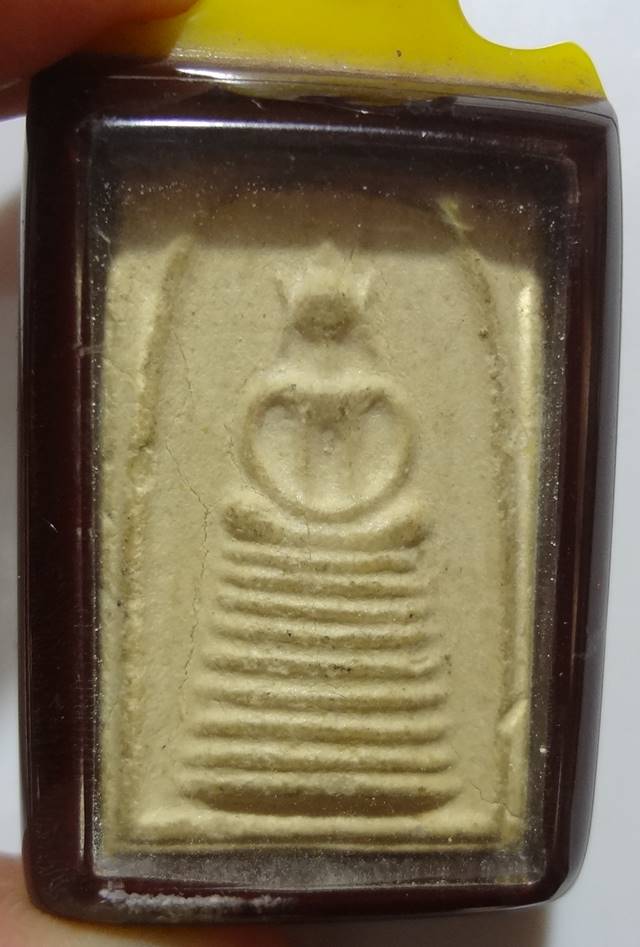  พระสมเด็จเกศไชโย รุ่นสร้างเขื่อน พิมพ์ 9 ชั้น ๒๔๙๕ ครับ