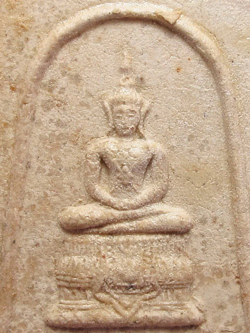 พระผงพระแก้วแจกทานหลังหลวงปู่หมุน ยุคต้น ปี42 หลวงปู่หมุน สวยเคลือบเดิมๆรักษาเนื้อ สุดยอดหายาก