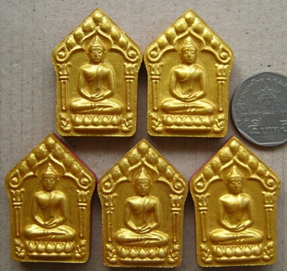5องค์ พระขุนเเผนผงพรายกุมารหลวงพ่อคูณ ปี2557พิมพ์ใหญ่ กรรมการหน้าทองฝังตะกรุดทองแดงคู่ รุ่นเมตตา มหา