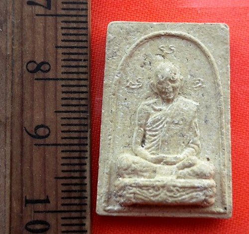 เริ่ม 10 บาท กับ พระเนื้อหลวงปู่ทิม อิสริโก วัดละหารไร่…AZ459