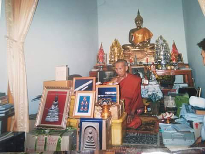 ตะกรุดเงิน ชนะมาร  หลวงปู่ธรรมรังษี วัดพระพทุธบาทพนมดิน  สุรินทร์ ขนาด 5 นิ้ว