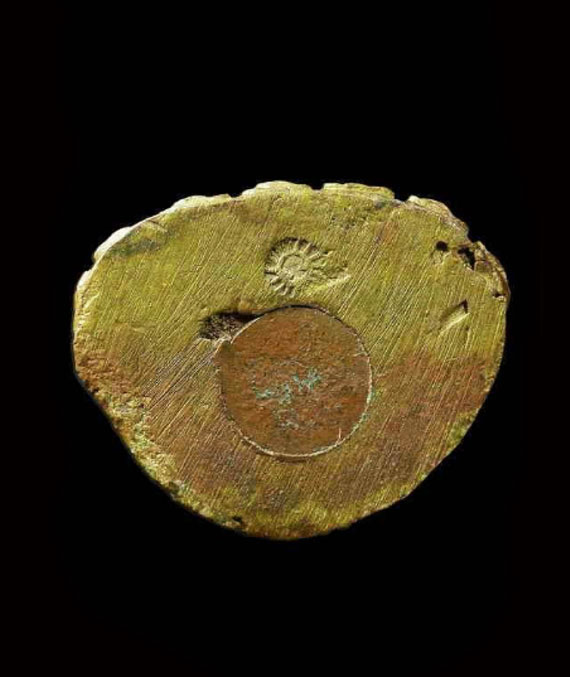 พระกริ่งสัมฤทธิ์ผล เนื้อทองทิพย์ รุ่น เสาร์ ๕ มหาเศรษฐี ปี43 สวย จมูกโด่ง คม ตอก 1 โค๊ต มาตรฐาน