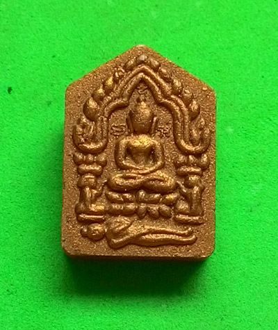 พระขุนแผนพรายกุมาร 7 รอบ (( เนื้อผงพรายกุมาร เกสร )) หลวงพ่อสิน วัดระหารใหญ่ พร้อมกล่อง สภาพสวยครับ