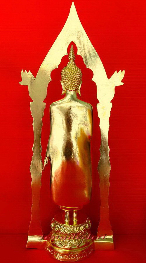 พระบูชาพระร่วงโรจนฤทธิ์ วัดพระปฐมเจดีย์ รุ่นเจ้าทรัพย์ มีซุ้มปิดทองสวยมากค่ะ