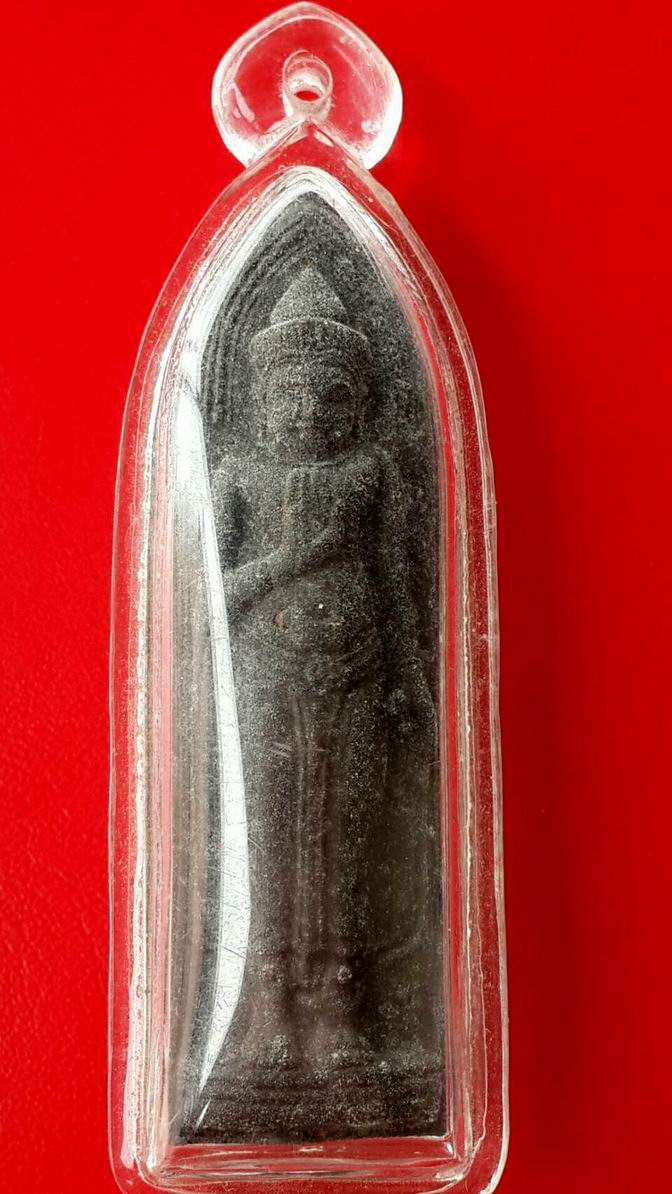 เคาะเดียวครับ  พระร่วงหลังรางปืน วัดบ้านไร่ จ.สุโขทัย เนื้อว่าน