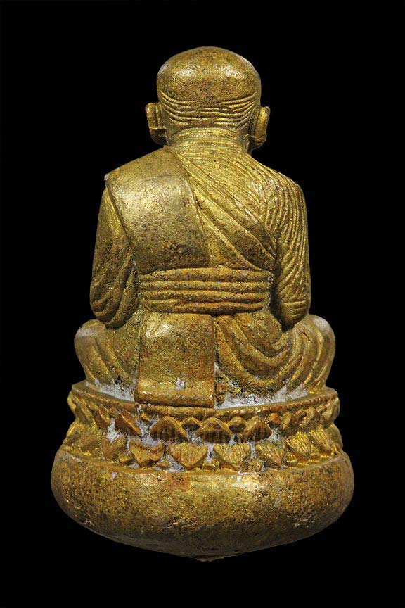 หลวงปู่ทวด พิมพ์เบ้าทุบ เนื้อทองทิพย์ รุ่นมหาลาภ วัดช้างให้ ปี 2540 กรรมการสร้าง 199 องค์ครับ