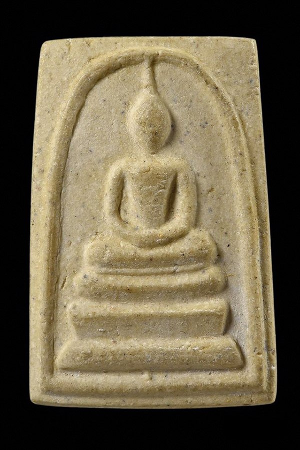 พระสมเด็จวัดระฆัง 108 ปีพิมพ์อกล่ำ ขอบหนาๆ นิยม