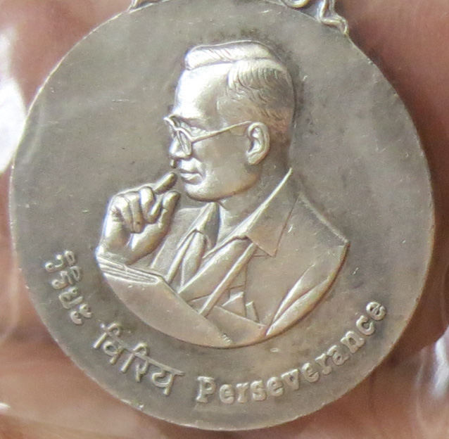 เหรียญพระมหาชนก เนื้อเงิน พิมพ์เล็ก พ.ศ. 2542