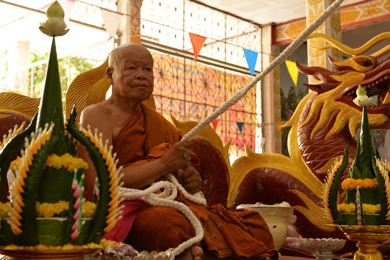 เหรียญหลวงปู่สอ วัดบ้านขาม จ.สุรินทร์ ปี59 รุ่นเจ้าทรัพย์จอมพระ 