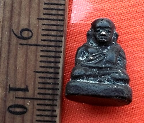 เริ่ม 10 บาท กับ รูปหล่อหลวงพ่อเงิน …AZ244