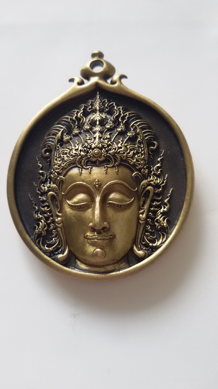 พระโพธิสัตว์ประทานความสุข58ปี เนื้อทองเหลือง สภาพสวยเดิมๆ หมายเลข1786 พร้อมอุปกรณ์ครบ