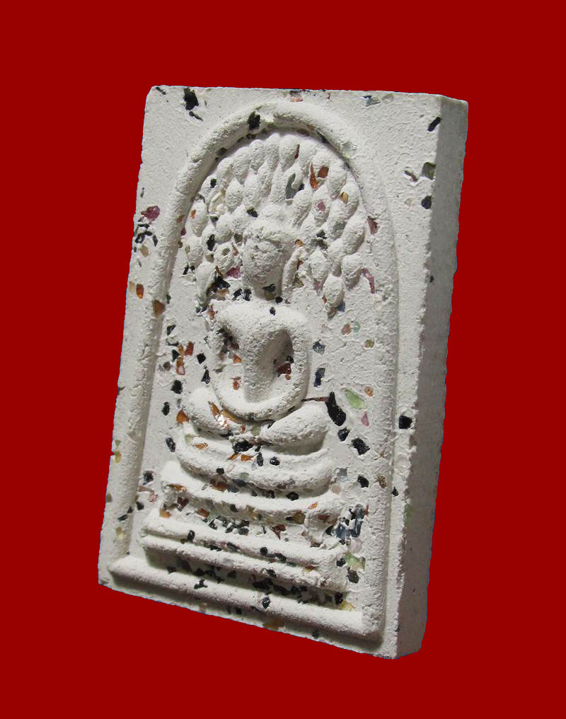 สมเด็จพิมพ์ปรกโพธิ์ โรยพลอย ปี 12 วัดราชนัดดา (หลวงพ่อกวย)