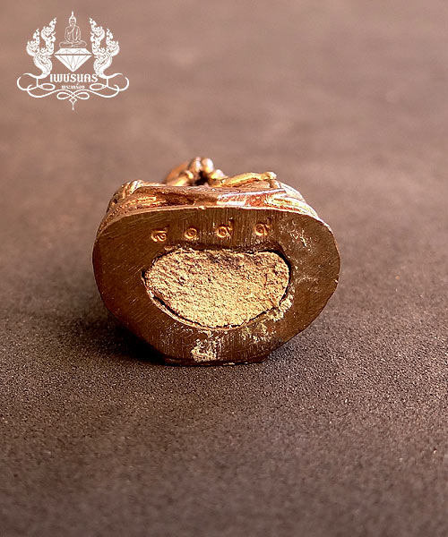 +++ กุมารจินดามณี หลวงพ่อสาคร วัดหนองกรับ เนื้อทองแดงก้นอุดผง ปี 54 +++ 