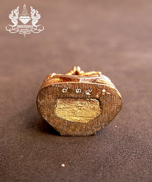 +++ กุมารจินดามณี หลวงพ่อสาคร วัดหนองกรับ เนื้อชนวนก้นอุดผง ปี 54 +++