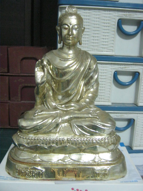 พระบูชาคันธารราฐ วัดชลอ จ.นนทบุรี  600