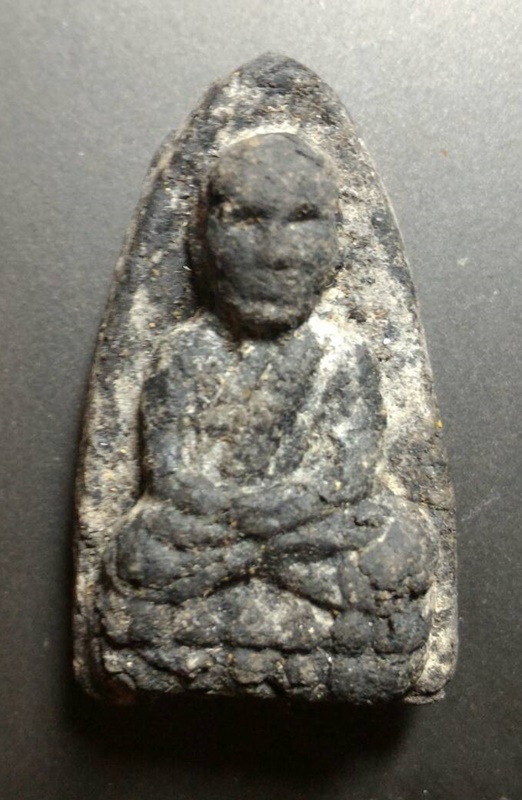 หลวงปู่ทวด วัดช้างให้ พิมพ์ใหญ่ เนื้อว่าน