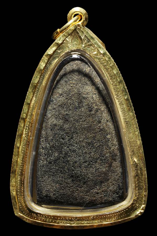 พระหลวงปู่ทวดเนื้อว่านปี 2524 พิมพ์กลาง เลี่ยมทองยกซุ้มงามๆ+บัตรรับรอง