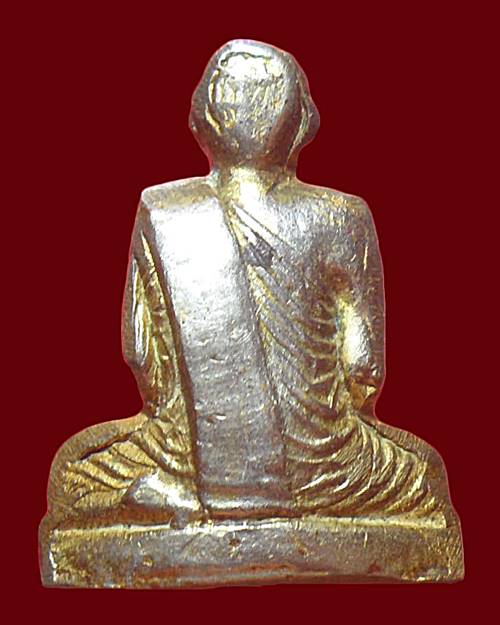 รูปเหมือนปั๊มรุ่นแรก หลวงพ่อแพ วัดพิกุลทอง สิงห์บุรี ปี 2508 นิยมแขนแตก