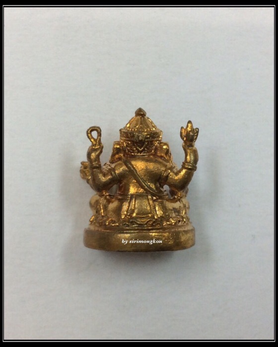 พระพิฆเนศ รุ่นบังเกิดทรัพย์ ปี49 เนื้อสัตตโลหะ กล่องเดิม ปลุกเสกโดย หลวงปู่หงษ์ ณ ปราสาทพนมรุ้ง