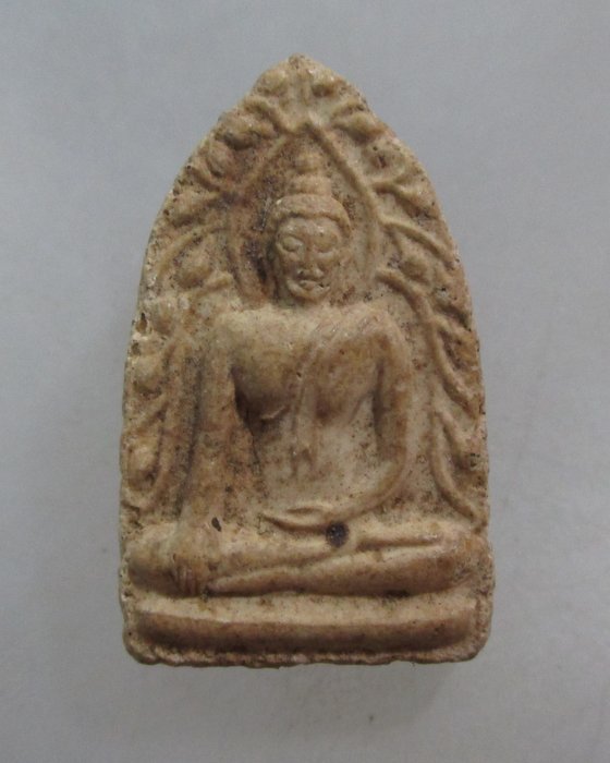 20 บาท พระรอด รุ่นฉลองอายุ 80 ปีครูบากัญไชย วัดมาตานุสรณ์ จ.ตาก