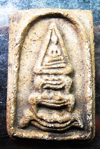 พระสมเด็จฐานสิงห์หลวงปู่นาคยุคต้น สวยๆครับ