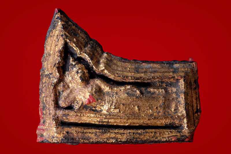 พระโคนสมอ พิมพ์ไสยาส ลงรักปิดทองเดิม สภาพสวย มีลงรักทาชาติแดง 