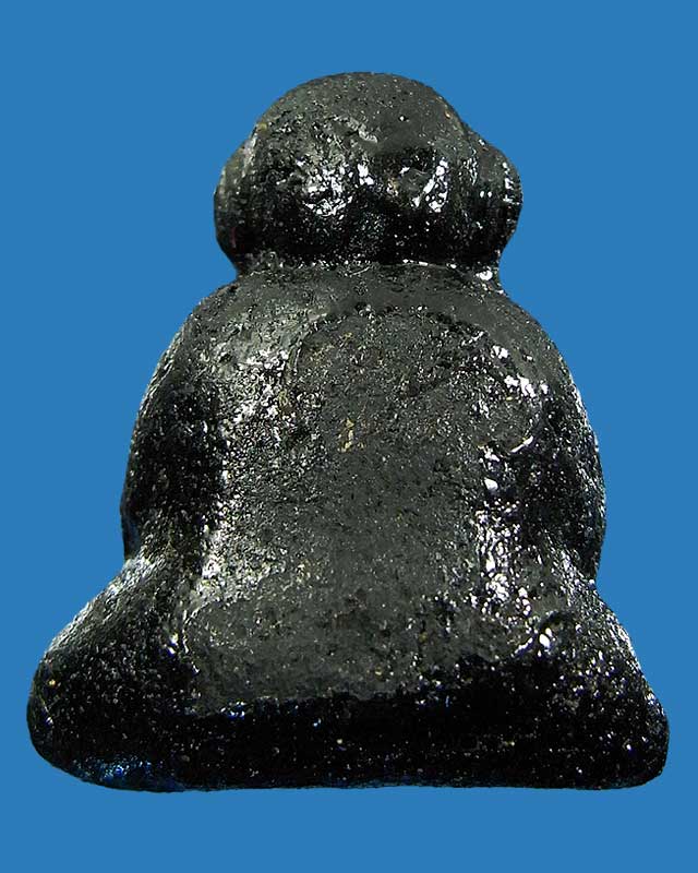 พระปิดตารุ่นแรก (ดินเก้าบัง) หลวงปู่คำพัน