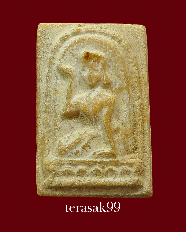 พระเนื้อผงว่านน้ำมัน พิมพ์พระนางกวัก หลวงพ่อกวย วัดโฆสิตาราม จ.ชัยนาท ปี 2515 (1)