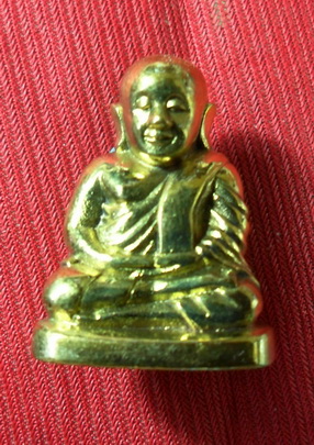 รูปหล่อเนื้อทองเหลืองขัดเงา หลวงพ่อเงิน วัดบางคลาน เททองวัดบวรฯ พิธีใหญ่ สวยงามจริงๆ ครับ