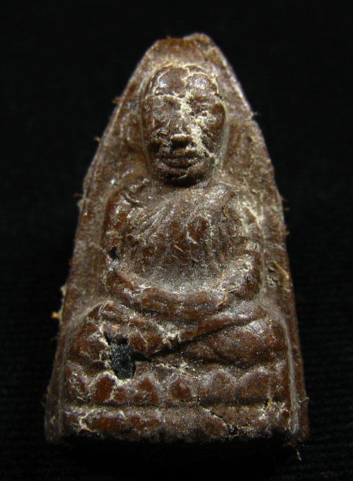 พระพิมพ์หลวงปู่ทวด เนื้อว่านชานหมาก พลอยเสก ฝังตะกรุดด้านหลัง ออกวัดป่าช่องกุ่ม 2543 (8)