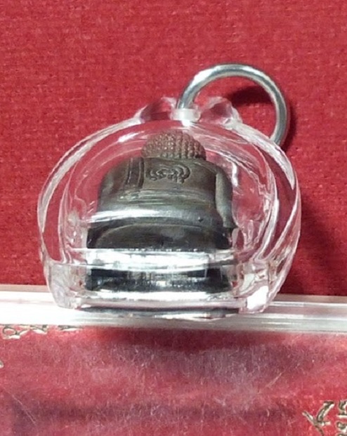 พระสังกัจจายลอยองค์ เนื้อนวะ หลวงพ่อแพ วัดพิกุลทอง ปี35 ตอกโค๊ตใต้ฐาน