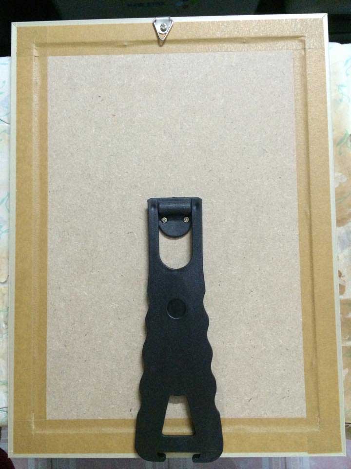 รูปฉากเขียวขนาดA4 หลวงพ่อรวย วัดตะโก จ.อยุธยา พร้อมจารหมึก สวยๆพร้อมกรอบครับ 