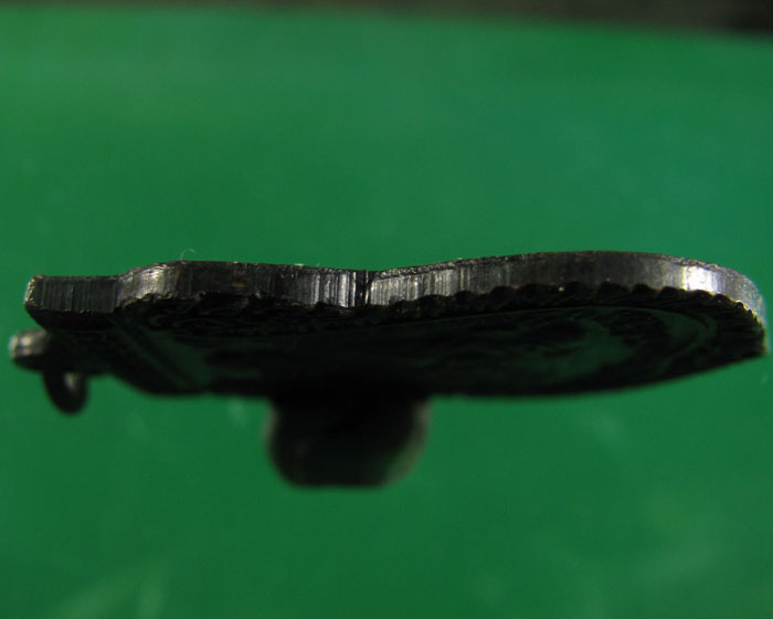 เหรียญ ล.ป.ทวด เลื่อนสมณศักดิ์ 2 49/53 ทองแดงรมดำ