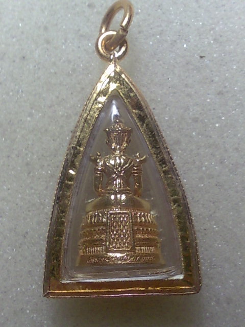 พระพุทธมหาจักรพรรดิ์ วัดนางนอง สวยๆครับ