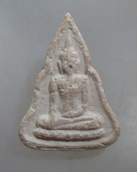 20 บาท พระผงหลวงพ่อโบสถ์น้อย 
