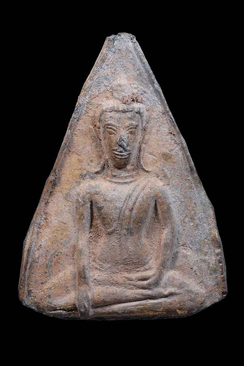 พระท่ากระดานหูช้าง กรุวัดเทวสังฆาราม(เหนือ) กาญจนบุรี เนื้อชินตะกั่วสนิมแดง พระสวยเดิมๆ มีติดทองเดิม