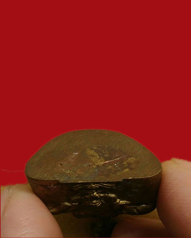 รูปหล่อหลวงปู่เกลี้ยง  วัดเนินสุทธาวาส ชลบุรี