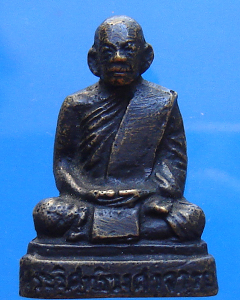 รูปหล่อหลวงพ่อเพรา(พุทธสโร) วัดมงคลนิมิตร ภูเก็ต