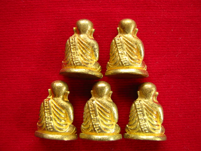 5 องค์ หลวงพ่อเงิน วัดบางคลาน พิมพ์นิยม