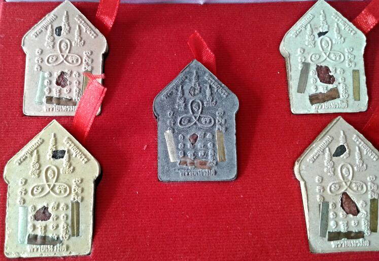 ขุนแผนพรายเนรมิต กรรมการใหญ่ 5 องค์ เคาะเดียว