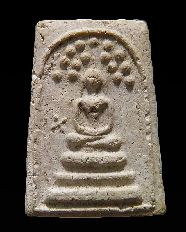 พระสมเด็จปรกโพธิ์ เจ้าคุณเที่ยง วัดระฆังฯ กรุงเทพฯ พิมพ์ข้างดาวซึ่งเป็นเอกลักษณ์พระสมเด็จที่ท่าน