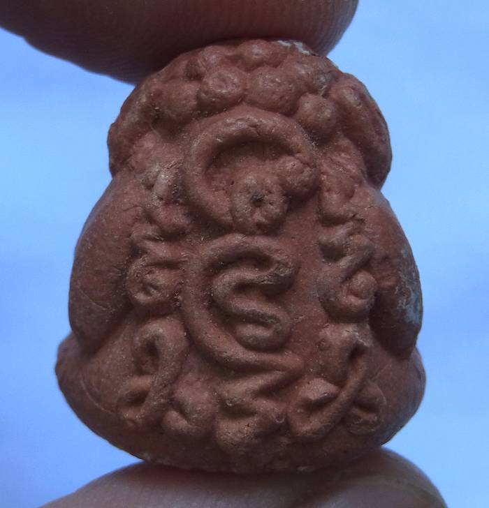 พระปิดตาชมพูนุช ปี53 เนื้อผง หลวงปู่เสก ออกวัดซับลำใย