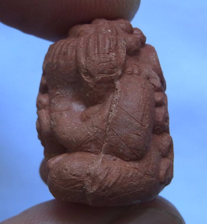 พระปิดตาชมพูนุช ปี53 เนื้อผง หลวงปู่เสก ออกวัดซับลำใย