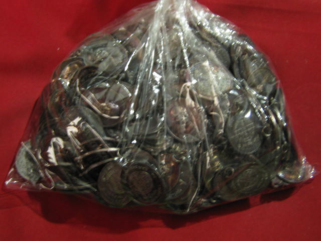 100 เหรียญ ยกเลย 100 เหรียญ   หลวงปู่ทิมวัดพระขาว... 7รอบ...ครบ84 ปี จัด สร้างปี 2540