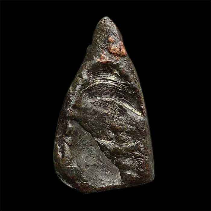 พระท่ากระดาน กรุวัดเหนือ พิมพ์เล็ก เนื้อตะกั่วสนิมแดง จ.กาญจบุรี + ใบรับรอง