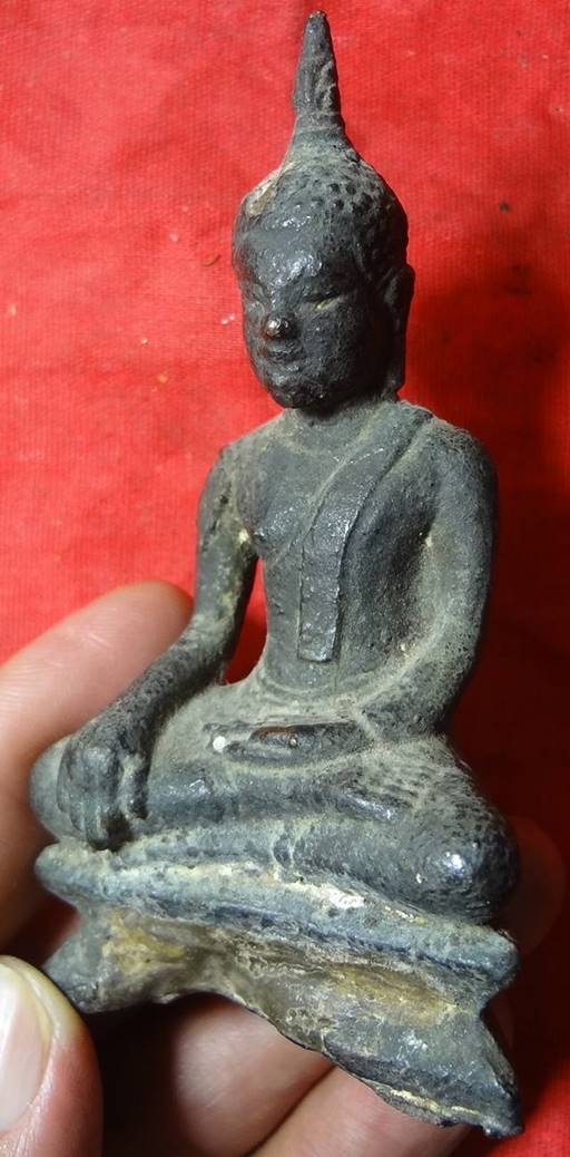  พระบูชาฐาณ 2 ชั้น อยุธยา หน้าตักกว้าง 1.7 สูง 3.5 นิ้ว เก่ามากๆ 