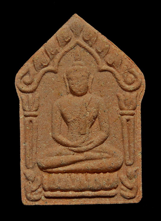 พระขุนแผนผงพรายกุมาร ที่ระลึกพิธีฉลองกุฎิ ปี ๕๓ ลพ.พ่อสาคร ปลุกเสกเนื้อชมพู เลข ๑๒๒๐๒ พร้องกล่อง