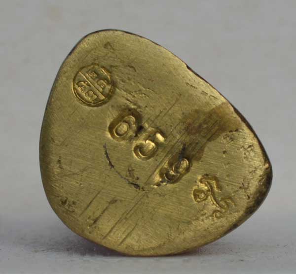 หลวงพ่อเงิน กองทุน 53 พิมพ์ขี้ตาเนื้อขันลงหินเทหล่อโบราณในพิธี หมายเลข 659